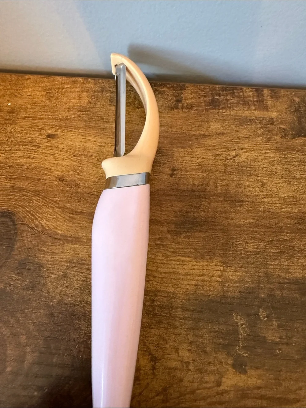 KitchenAid Pink Euro Vegetable Peeler Stainless Steel Swivel Blade Kitchen Tool